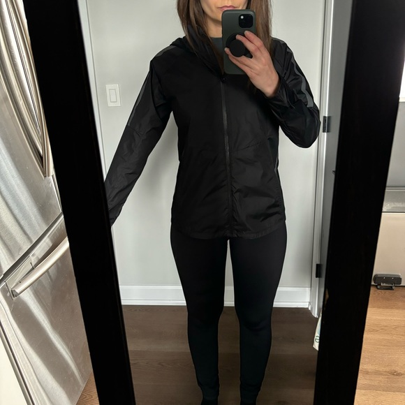 Layers Quick Dry Jacket - Water Repellant Windbreaker - Picture 11 of 16